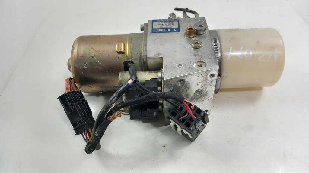 фото №3, Mercedes r170 насос крыша a1708000030