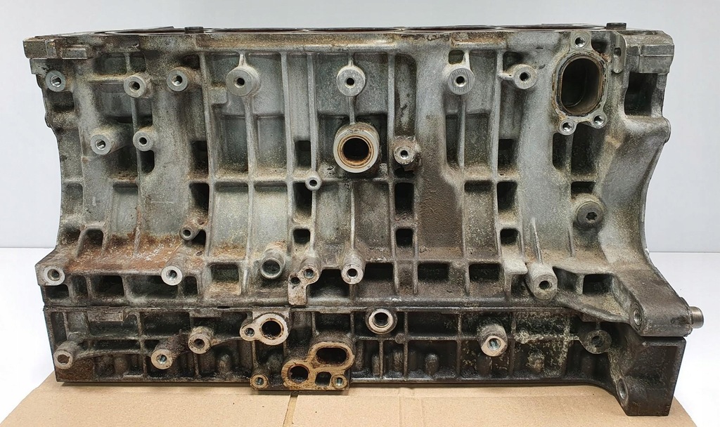 фото №9, Блок двигателя volvo v50 2.4 b b5244s