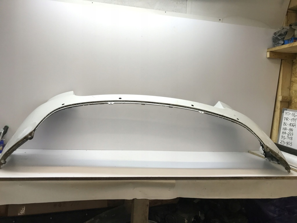 Купити Бампер задня задній tesla model y 1540120-01-b