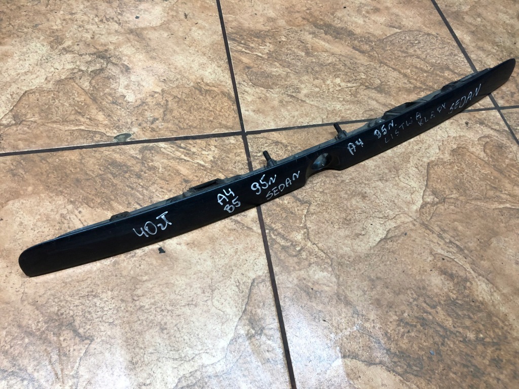 Купить Audi a4 b5 95' sed молдинг крышки