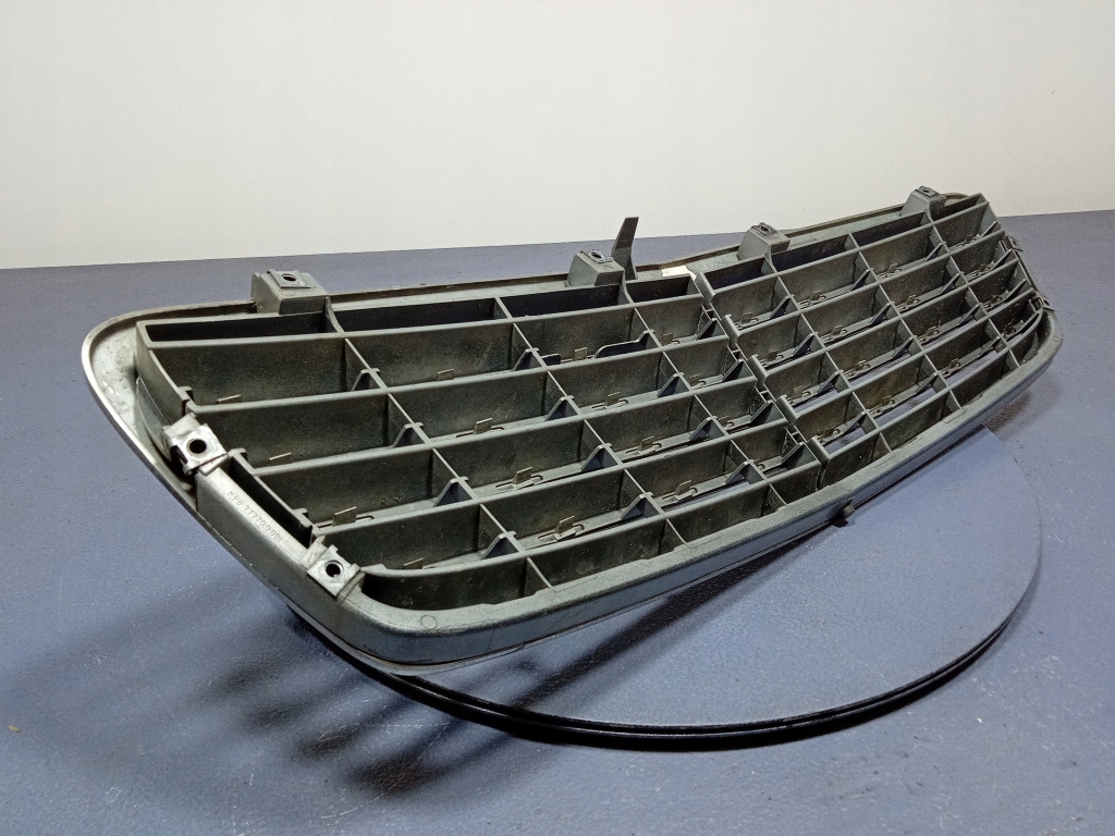 фото №6, Mercedes c klasa w203 решётка радиатора решётка радиатора a2038800183
