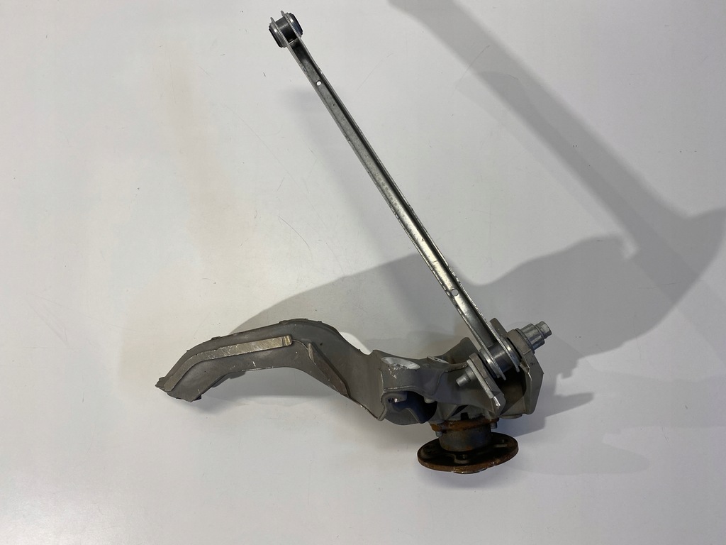 фото №1, Поворотный кулак mini r56 r57 6795660 задняя правая