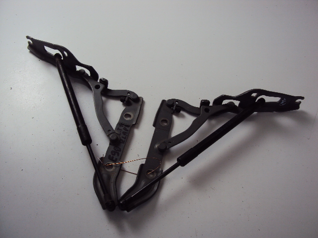 фото №1, Петлі кришки задня bmw serii 3 e90 sedan