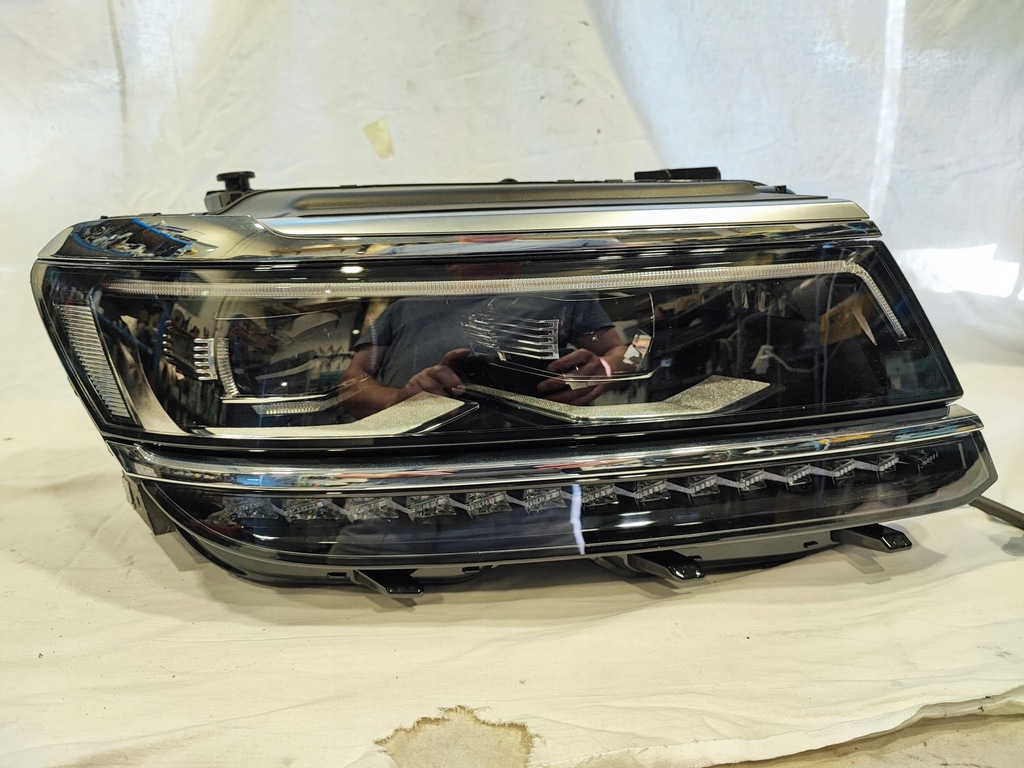 фото №1, Vw tiguan ii allspace r-line 5nn лампа передняя правая full led 5nn941082c
