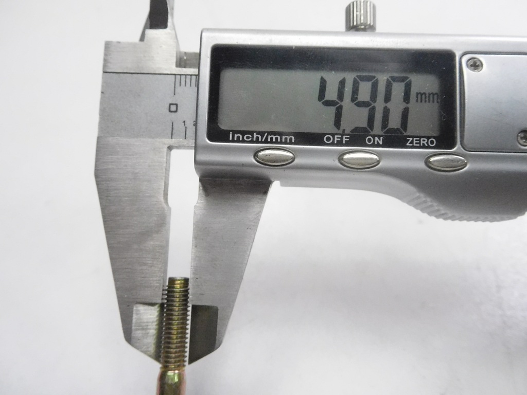 фото №7, Болт, насос впрыскная fiat croma оригинальный номер 9947932