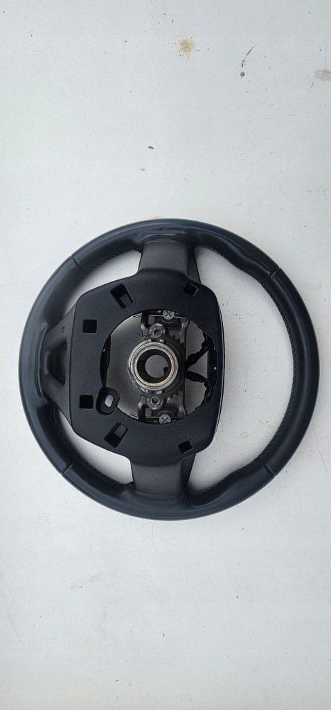 фото №11, Toyota corolla xii e210 e21 воздуховод кожаный мультифункция кожа идеальное состояние