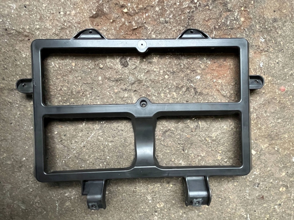 фото №1, 40 iveco daily рамка радіо панелі приладової панелі 5801544470