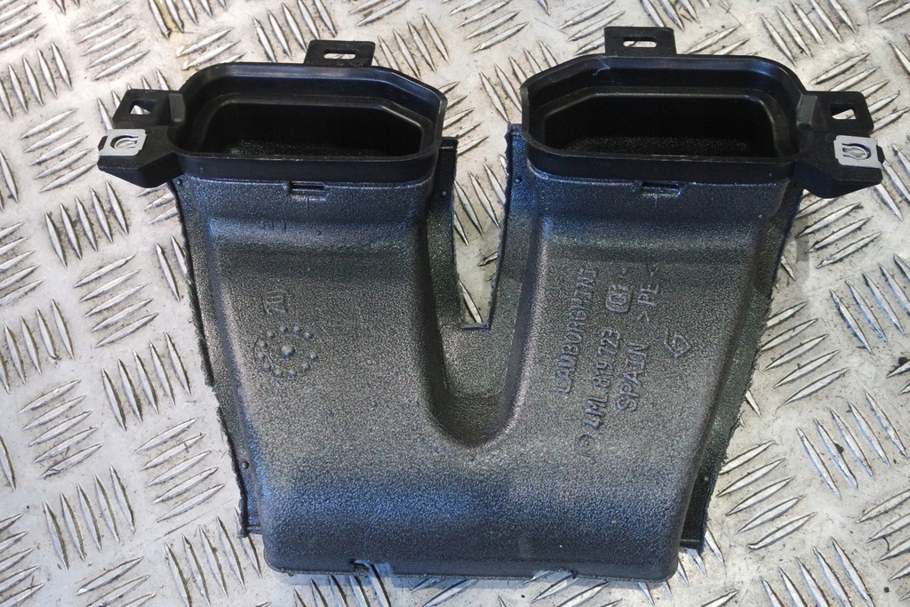 фото №1, Канал воздуха lamborghini urus 4ml819723