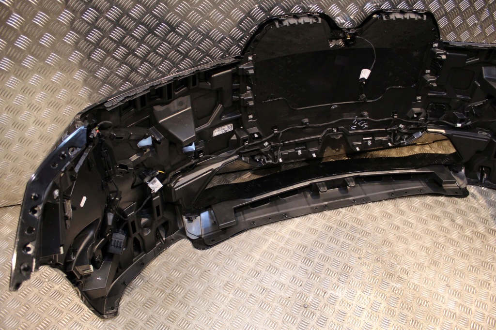 фото №10, Bmw ix i20 бампер перед mpakiet передний black sapphire