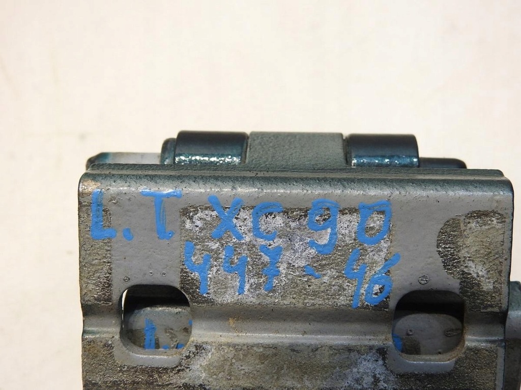 фото №5, Петли дверь левый задняя 447-46 volvo xc90 i