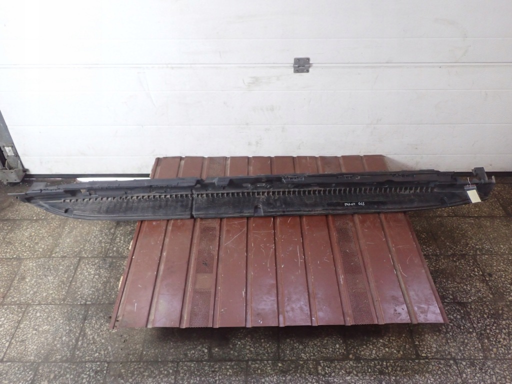 фото №1, Кронштейн молдинг порог правое mercedes gls ii x166 3.0 17r a1666900310