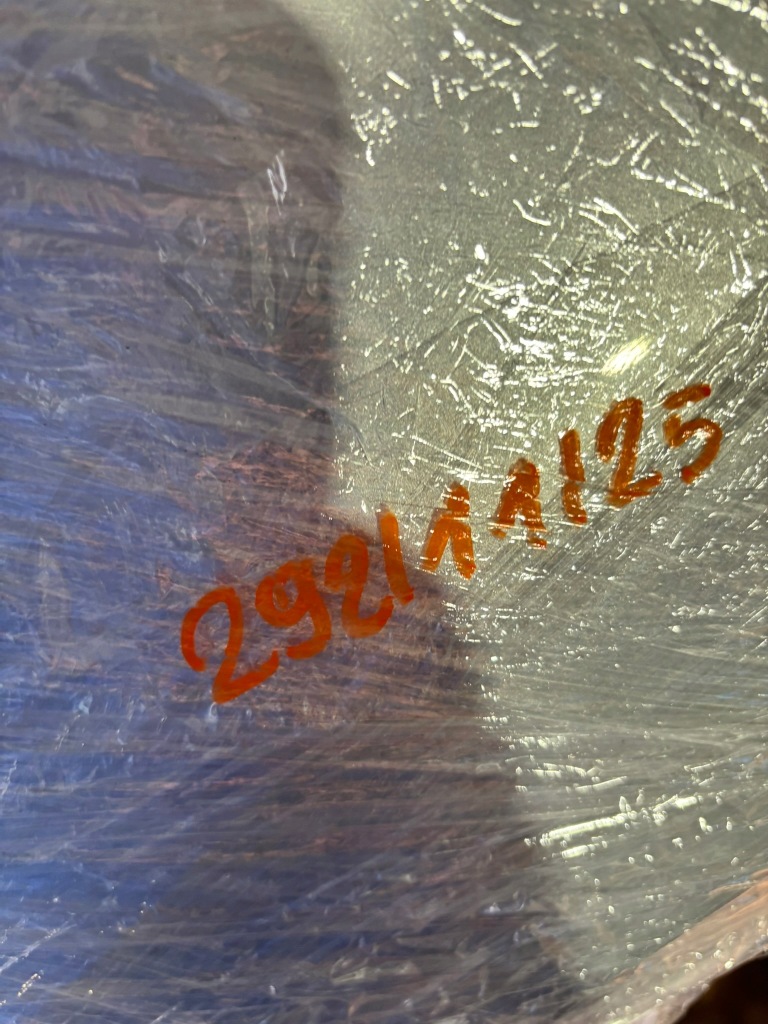 Renault megane iv 4 крыло правая  перед 631125412r tekqa Цена