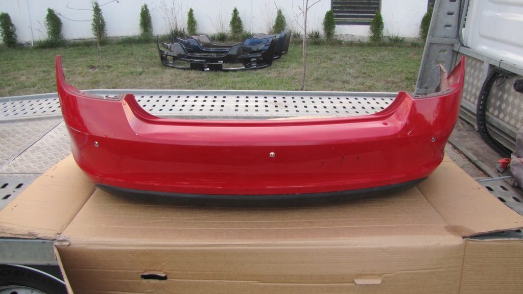 фото №1, Бампер задний задняя skoda rapid оригинальный номер 5jh807421b