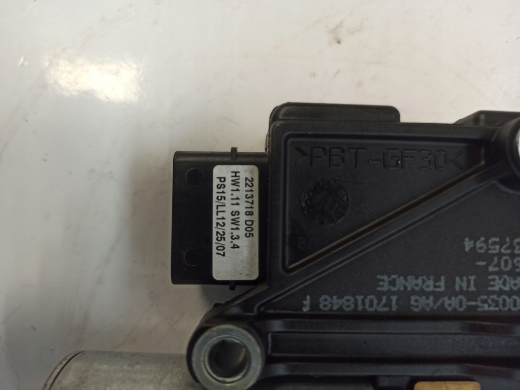 фото №11, Citroen c5 iii 2.0 hdi silniiczek скло люк 1701848f