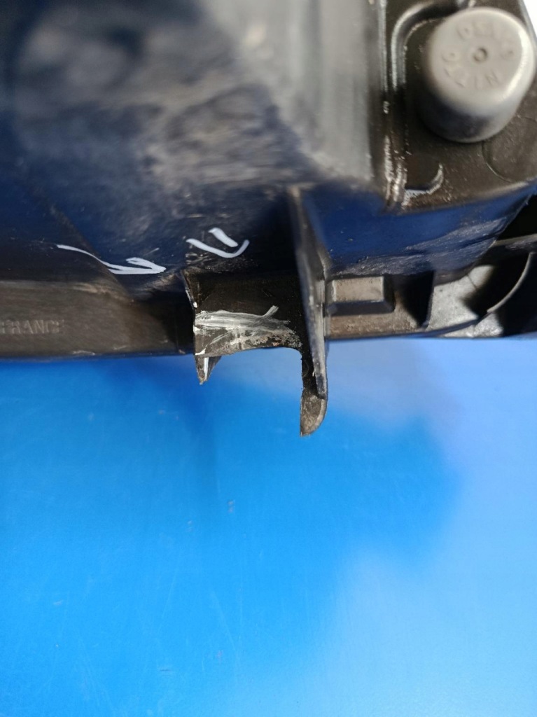 Volvo xc70 2 фара левое  89007903 valeo Недорого