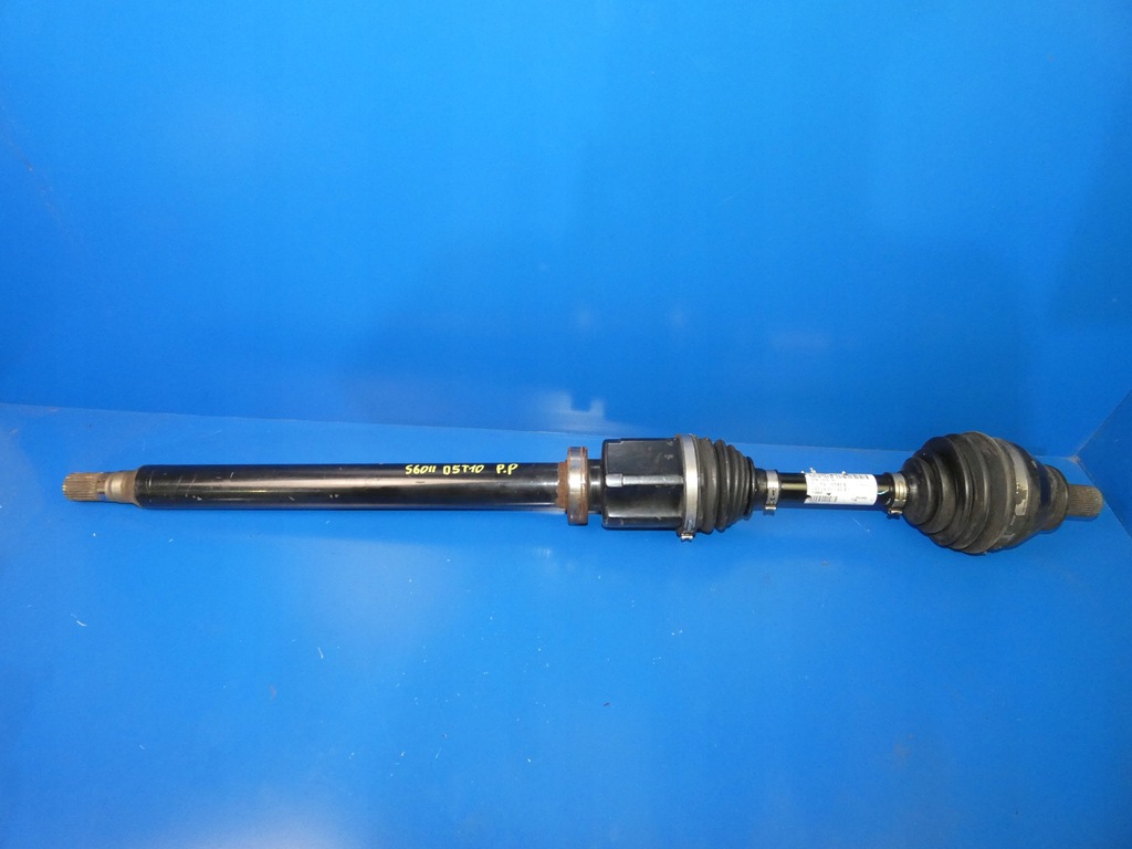 фото №1, Volvo xc60 i 2.4 d5 привідний вал правий перед механічна коробка передач