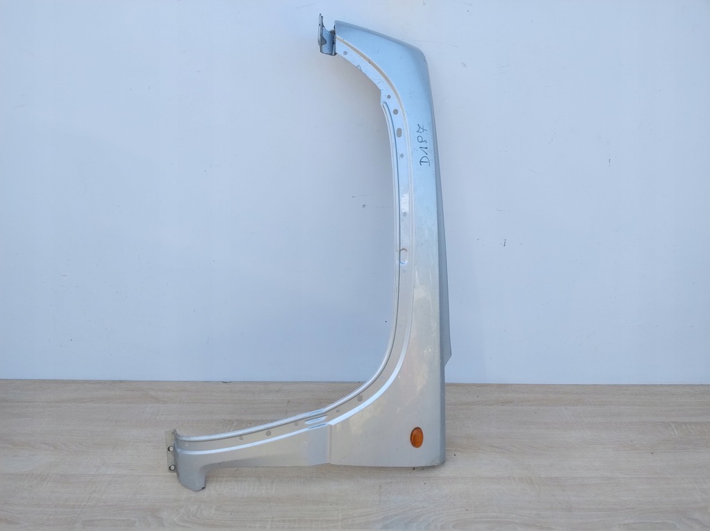 фото №1, Jeep liberty kj cherokee лівий крила перед 01-08r