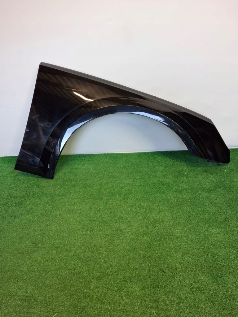 фото №1, Audi a4 b9 8w allroad крила правий перед