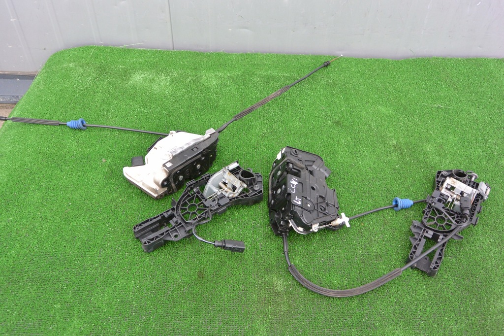 фото №1, Замок двері лівий правий задня vw passat cc комплект