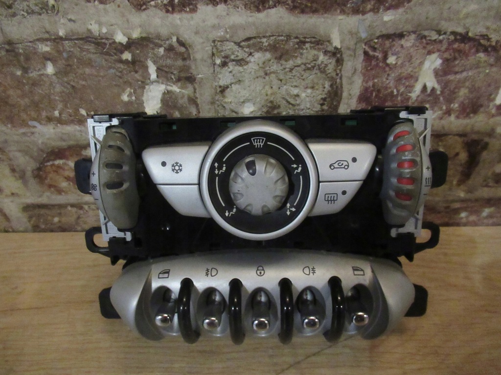 фото №2, Панель кондиционера 69797002 mini cooper r56