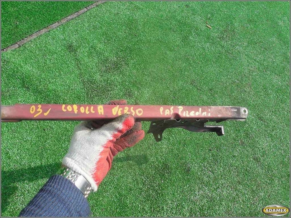 фото №4, Corolla verso 1.8 2003r - pas передний усилитель