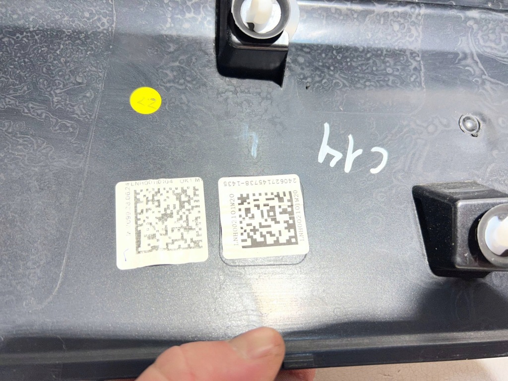 Накладка кришки багажника lancia ypsilon 24- 9850745180 Доставка