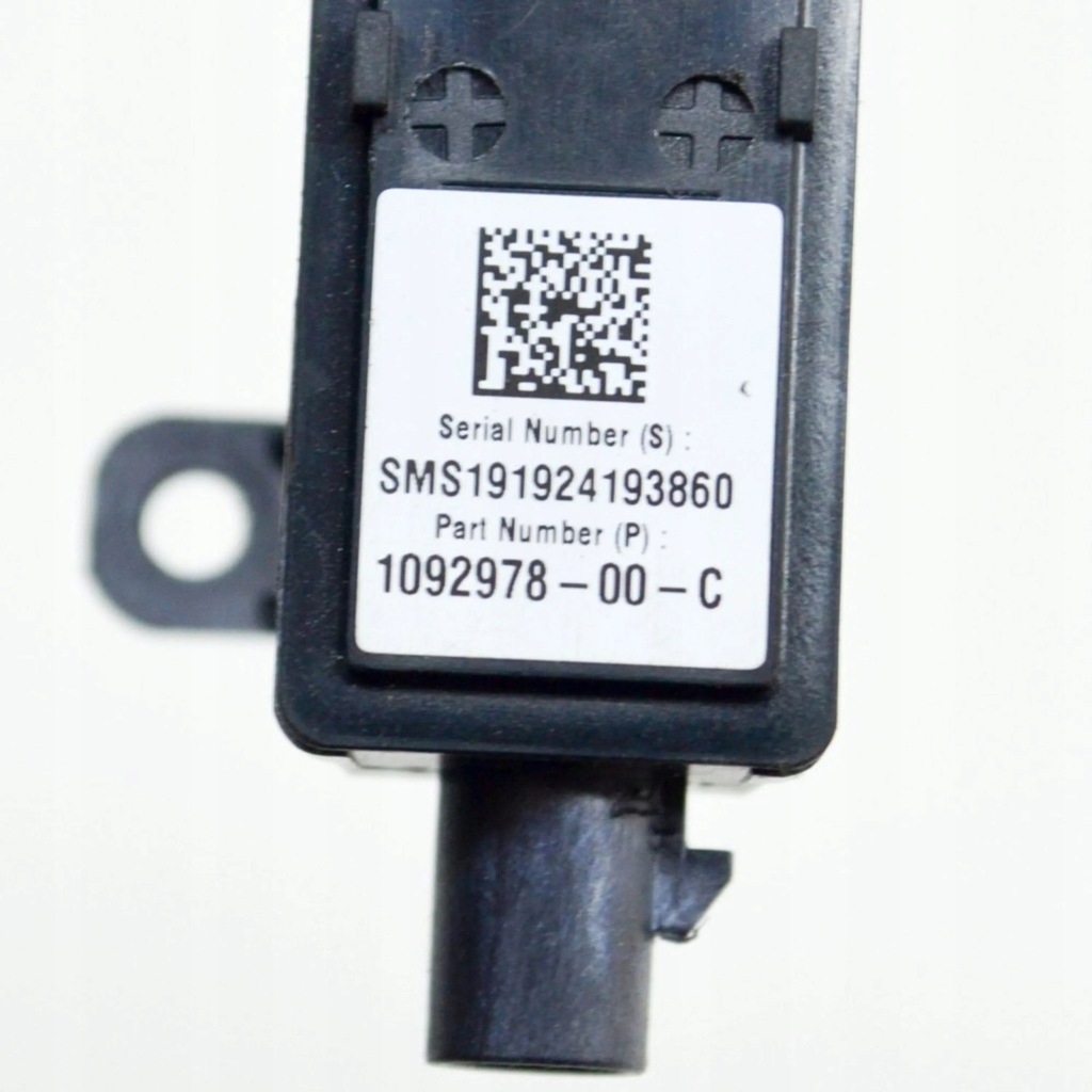 Tesla model 3 2020 ліва сторона камера на крила бічний Недорого