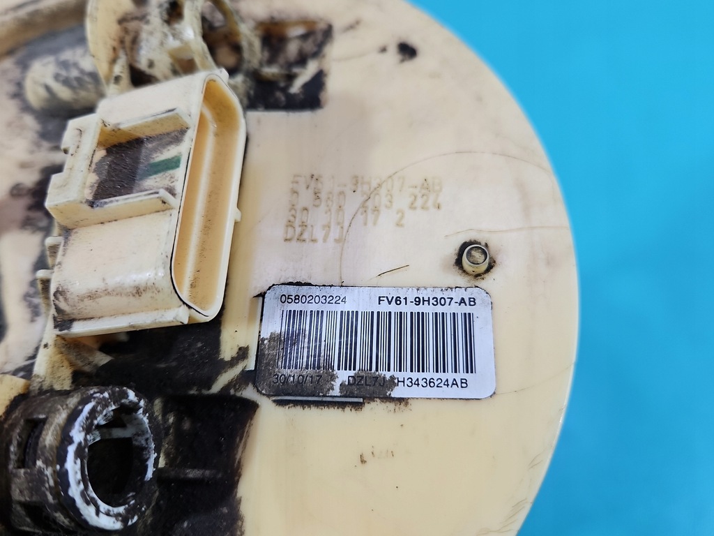 фото №6, Помпа насос топлива ford transit connect ii 1.5 tdci fv61-9h307-ab 4 pin