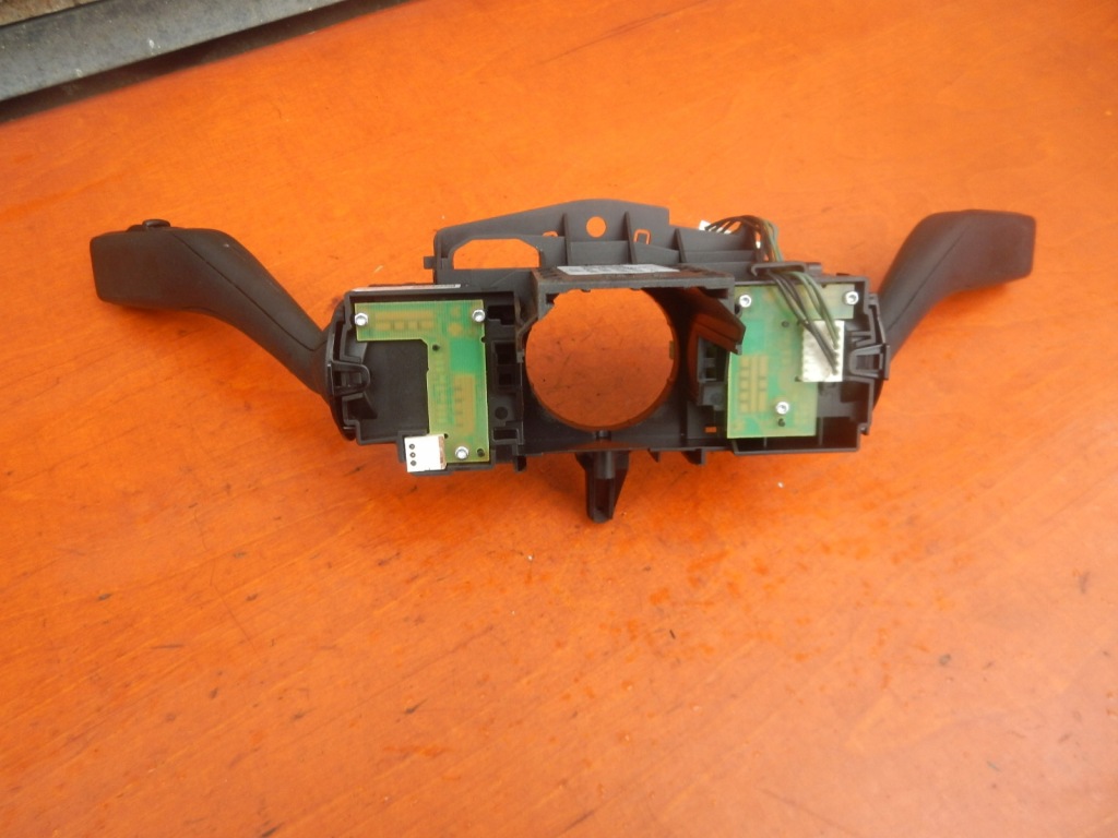 фото №10, Перемикачі vw golf vi caddy iii