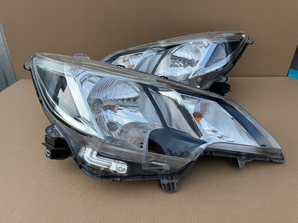 фото №1, Лампа mitsubishi space star ii lift iii права перед