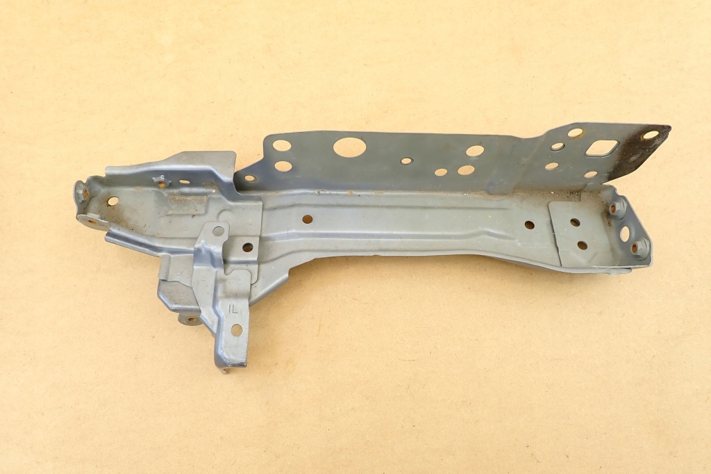 Toyota corolla e21 седан 19- кронштейн усилитель ремень левый 5320302901 lh оригинальный номер Киев