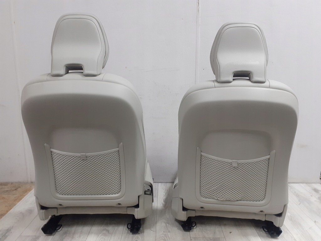 фото №9, Volvo s60 iii 2018- сиденья заднее сиденье обивка кожа бежевые idealne