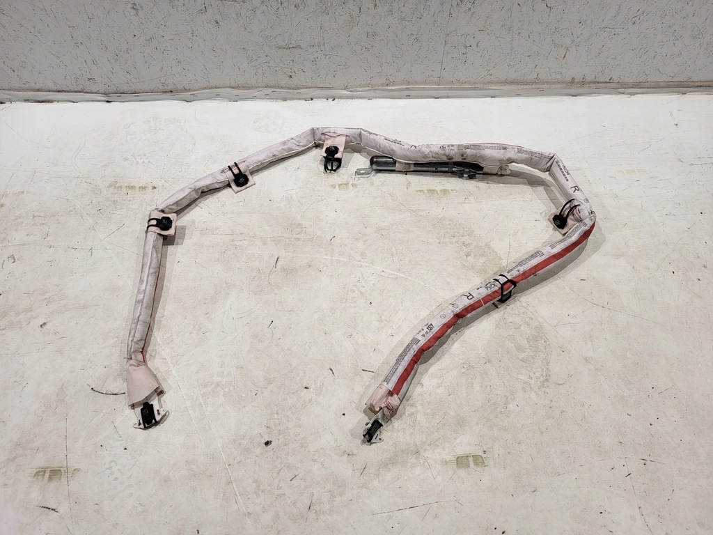 фото №1, Шторка безпеки права mercedes glc x254 a2548600600