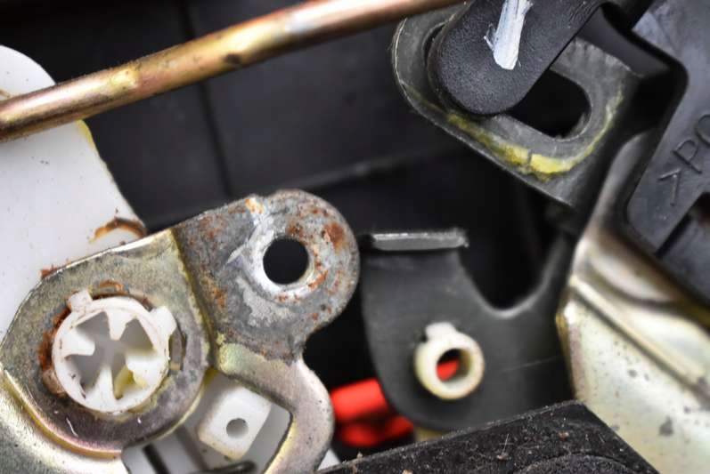 фото №9, Замок двері лівий задня задній hyundai santa fe 1 i 00-04