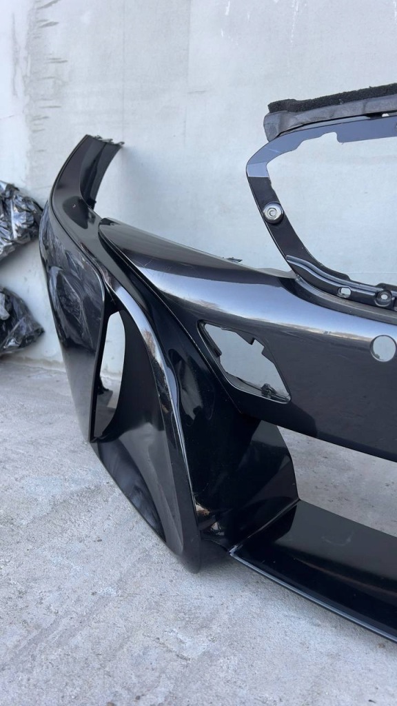фото №9, Bmw i8 i15 бампер передній 51117394388 668 schwarz 2 sophisto-grau a90