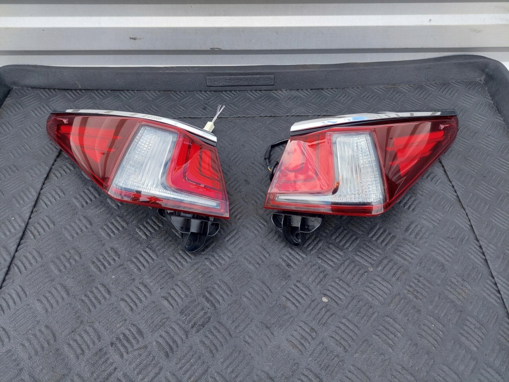 фото №1, Лампа задняя левый задняя левая led europa lexus es vii 7 300 h