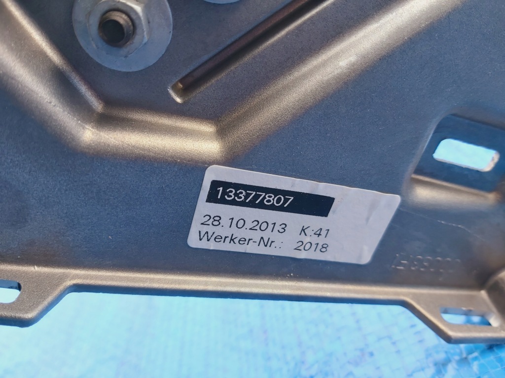 фото №14, Opel-części | zafira c подлокотник бардачок туннель средний кожа 13377807