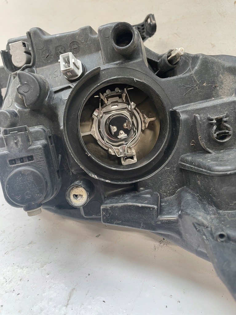 фото №7, Peugeot 107 лампа левая перед 81150-0h030 89032403