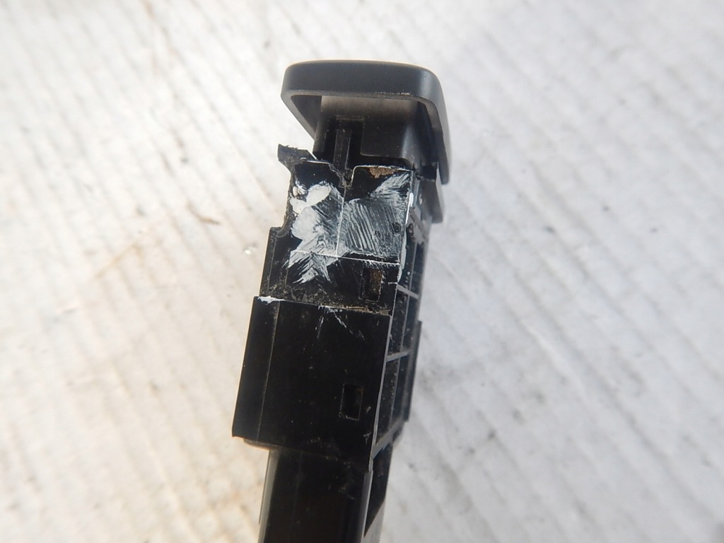 Lexus is is220 is250 ii перемикач шторка задній Доставка