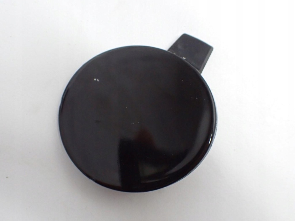 фото №1, Заглушка фаркоп бампера перед tesla model 3 19r