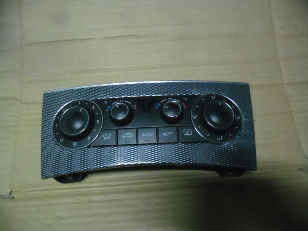 фото №1, Панель кондиціонера повітроводи mercedes c w203 a2038303085