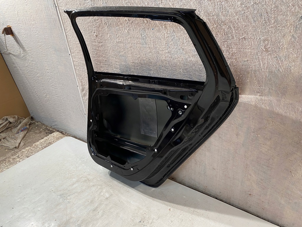 фото №13, Volvo v60 kombi дверь правый задняя задние правое 10-