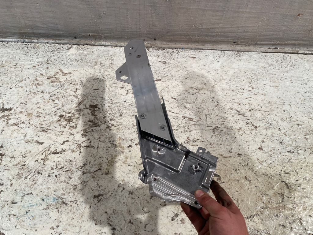 фото №3, Mercedes glc w253 панель фары правый pas передний