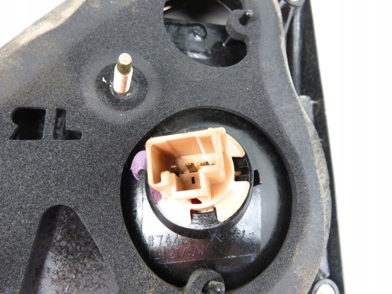 фото №3, Лампа ліва задня кришка багажника lexus rx i