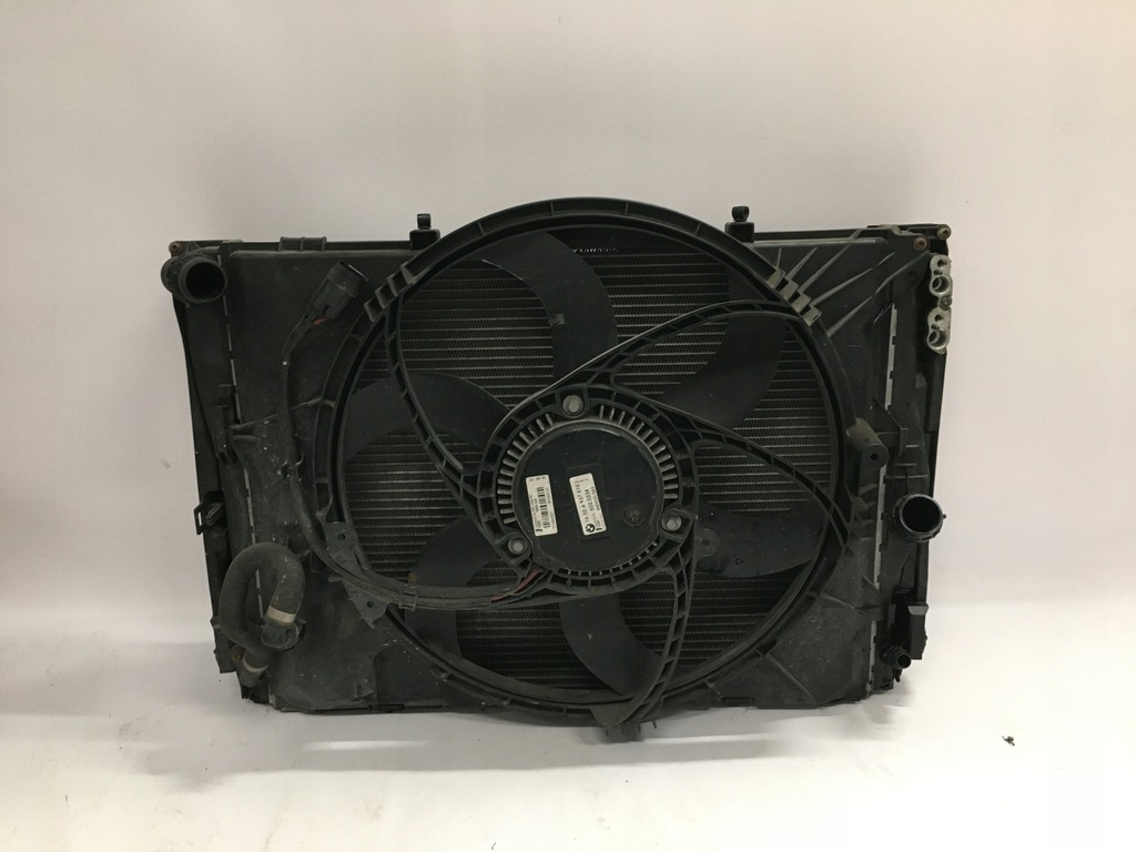 фото №12, Pas передний радиатор вентилятор bmw 3 e93 2.0 i