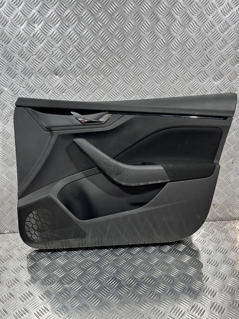 фото №1, Обшивка дверь перед правый skoda scala 19-