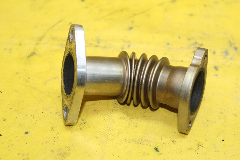 фото №4, Труба трубка egr audi a4 b8 2.7 tdi