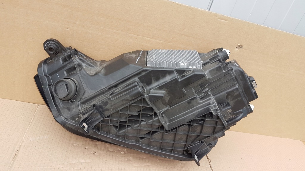 Фара перед правий audi q5 2 80a рестайлінг  full led matrix 21- Київ