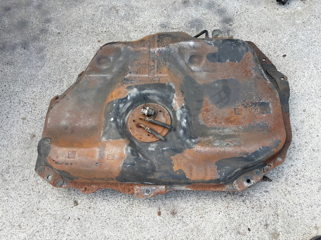 фото №1, Mazda premacy бак пального bak 2.0 td