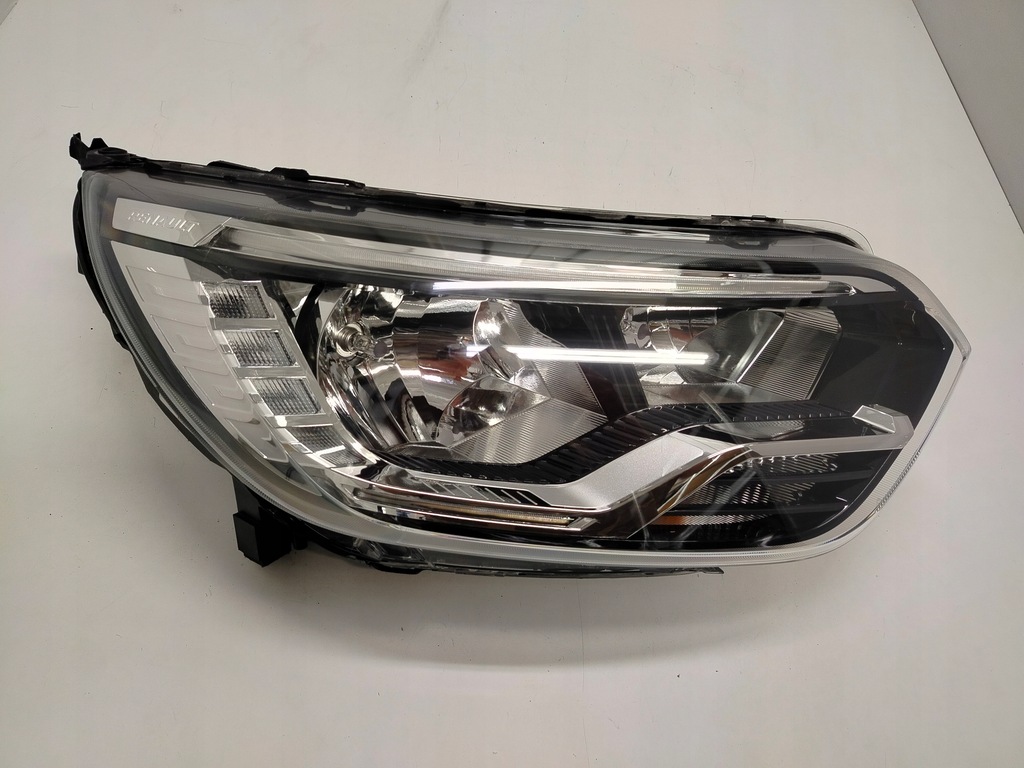 фото №1, Renault express лампа права